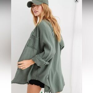 AERIE - Gauzy Coverup Shirt - Green